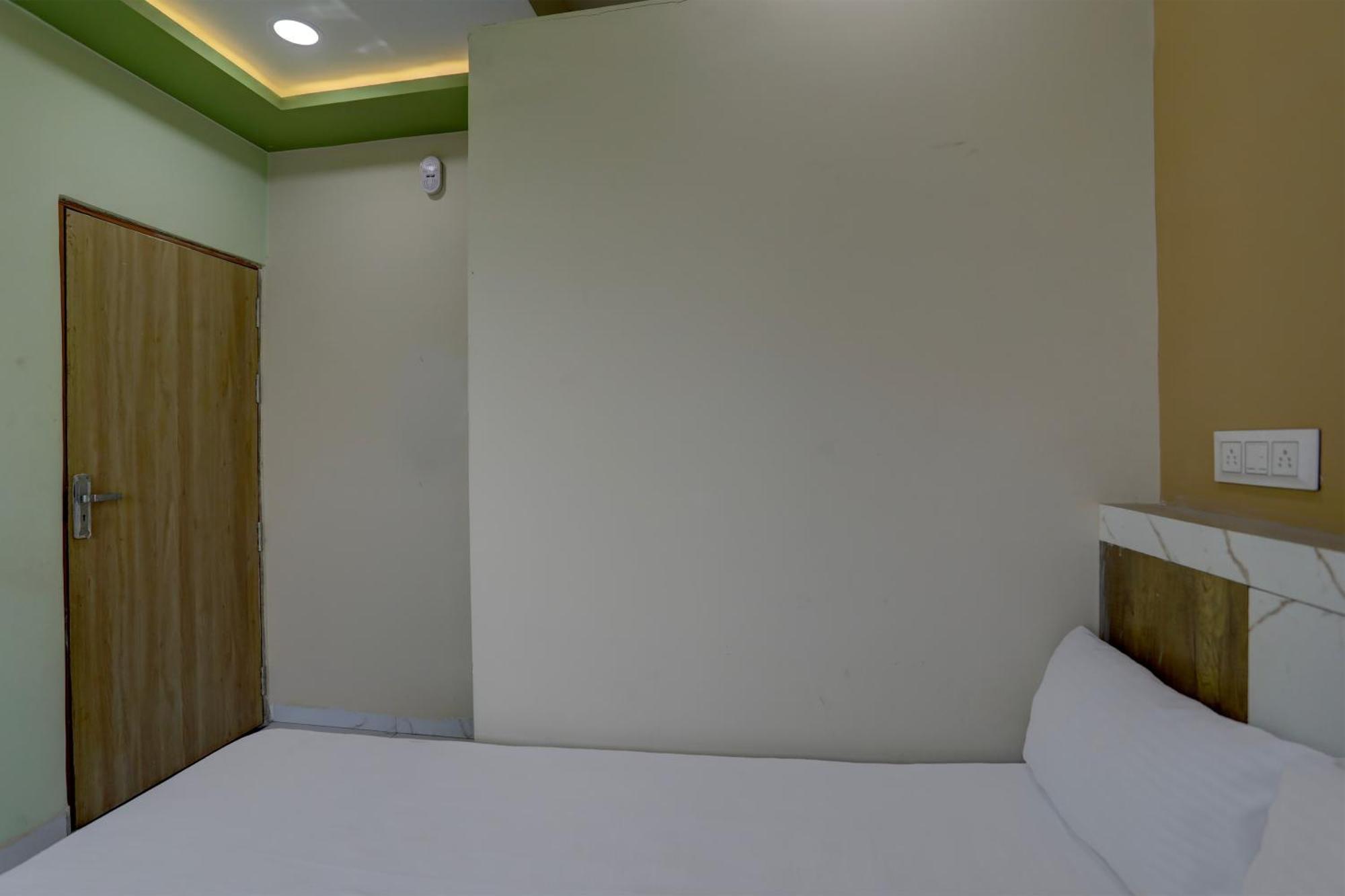 Spot On Hotel Ronak Place Indore Zewnętrze zdjęcie