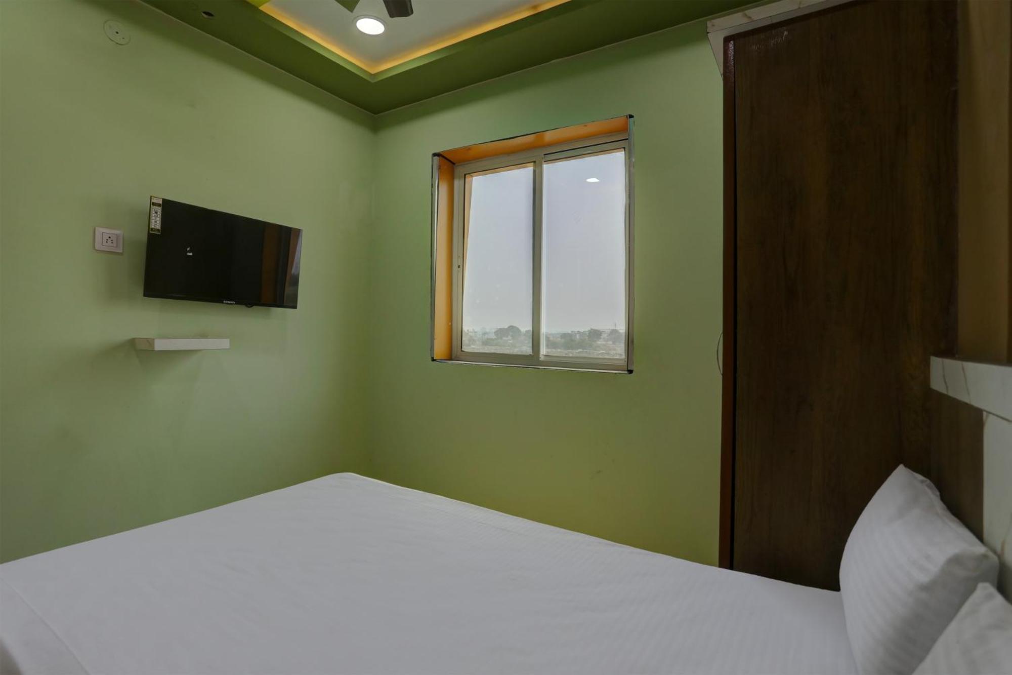 Spot On Hotel Ronak Place Indore Zewnętrze zdjęcie